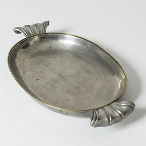 Ensemble de plateaux décoratifs en forme de feuille dorée, faits à la main, en métal poli, motif végétal, style glamour, assiettes et plats - Product Image 6