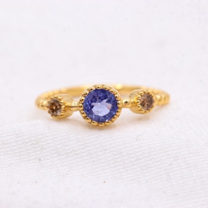 Anillo de Plata de Ley 925 al por Mayor, Chapado en Oro Amarillo, con Tres Piedras de Zafiro Azul Natural y Diamantes, Joyas Memoria - Product Image 6