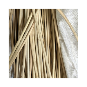 Vente en gros de cannes en rotin naturel du Vietnam pour meubles en osier, paniers, artisanat et projets de décoration - Product Image 1