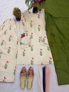 Conjunto de traje Salwar TENNECY para mujer, de algodón puro camericano, con mangas elegantes y adornos Latkan Farshi, para todas las temporadas, ideal para bodas. - Product Image 3