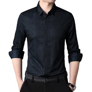 เสื้อเชิ้ตผู้ชายลายสก็อตสีดำ แขนยาว ปกคอปก ผ้าฝ้ายทอ ติดกระดุม ป้องกันรอยยับ เหมาะสำหรับใส่ในฤดูใบไม้ร่วง - Product Image 1