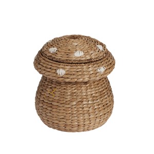 Panier de rangement en jacinthe d'eau tressé avec couvercle, motif champignon, pour jouets, adorable panier de rangement pour chambre d'enfant sur le thème de la forêt - Product Image 1