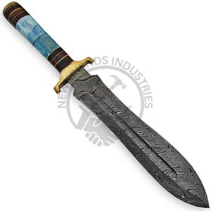 Cuchillo Bowie de Acero de Damasco Hecho a Mano con Mango de Cuerno de Ciervo y Funda, Cuchillo de Caza para Exteriores de Hoja Fija Afilada de la Mejor Calidad - Product Image 1