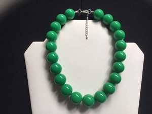 Collier de perles de jade vertes, forme de boule ronde, style classique, bijoux de mode unisexe - Product Image 1