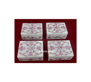 Marbre blanc fait à la main le plus beau et le plus exclusif avec différentes incrustations de nacre Boîtes de rangement pour bijoux - Product Image 3