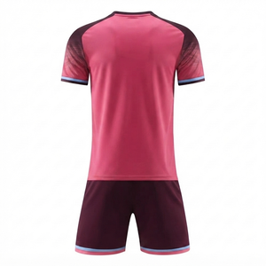 เสื้อฟุตบอลสีชมพูกุหลาบแบบสั่งทำพิเศษ แขนสั้น แห้งเร็ว ระบายอากาศได้ดี ผลิตจากผ้าสแปนเด็กซ์/โพลีเอสเตอร์ น้ำหนักเบา เป็นมิตรกับสิ่งแวดล้อม ป้องกันแบคทีเรีย - Product Image 2