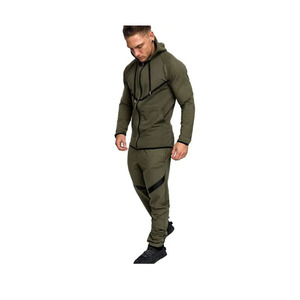Survêtements pas chers à vendre – Ensembles de sport de qualité pour hommes, femmes et enfants – Vêtements d'entraînement élégants pour la gym, la course et les activités de plein air - Product Image 6