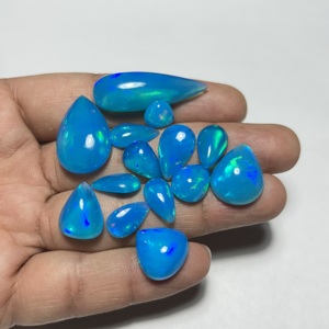 Opale bleue éthiopienne naturelle, opale de feu, cabochon en pierre brute avec éclat arc-en-ciel vif et effet de jeu de couleurs irisées - Product Image 4