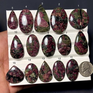 Cabujón de Eudialita Natural, Piedra Preciosa Suelta de Buena Calidad, Mezcla de Tamaños y Formas para Joyería - Product Image 3