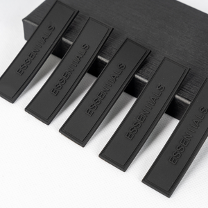 Parches de PVC con Logotipo de Silicona en Relieve 3D Personalizados de Alta Calidad, Sin Pedido Mínimo, para Ropa - Product Image 1