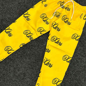 Pantalon de survêtement décontracté mi-long en polyester léger avec logo personnalisé brodé, de haute qualité, écologique, coupe droite ample unisexe avec poches - Product Image 5