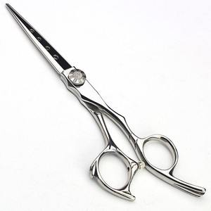 Ciseaux de coiffure 6'' en acier inoxydable JP, ensemble de ciseaux de barbier professionnels pour la coupe de cheveux, avec sac inclus - Product Image 3