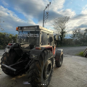 Tracteur moderne Massey Ferguson 286G 4x4, prix de gros, équipement agricole durable, fonctionnement fiable - Product Image 3