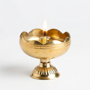 Lampe à huile Akhand Jyot en laiton faite à la main, Diya Puja Deepam, décoration de temple domestique, cadeau de festival, fabricant et fournisseur OEM en gros - Product Image 1
