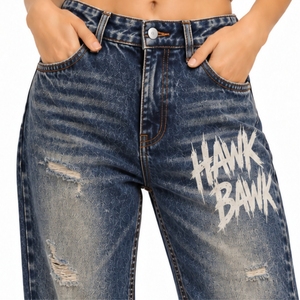 Jean en denim stretch délavé et déchiré pour femme, coupe slim, style vintage streetwear, longueur intégrale - Product Image 4