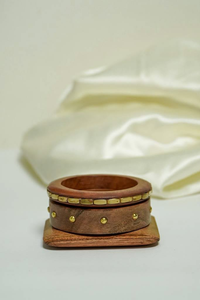 Les bracelets en bois épais sont tendance en 2026, bracelets en bois de la marque Blossom Craft India. - Product Image 4