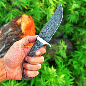 Couteau de camping à lame fixe en acier Damas fait main, de haute qualité, à pointe tombante, avec manche en bois, 10 pouces, étui en cuir et clip en acier - Product Image 3