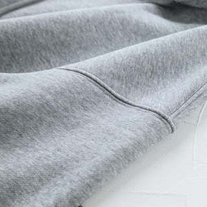 Sweat à capuche ample en laine pour femme, personnalisable avec logo frontal, style décontracté - Product Image 3