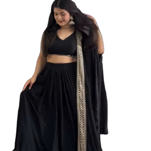Nouvelle conception moderne, lehenga choli en fausse fourrure noire confortable pour femmes, avec évacuation de l'humidité, pour les mariages, les fêtes et les festivals - Product Image 1