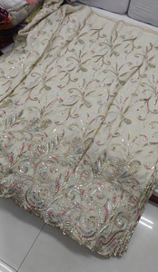 Tissu en soie pure de qualité supérieure pour la confection de lehenga et de saree de mariée, fournisseur de luxe pour boutiques, vente en gros et exportation - Product Image 4