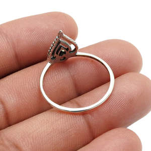 Anillo de Corona de Plata de Ley 925 Hecho a Mano para Mujer, Precio al por Mayor, Joyería Bohemia con Pequeña Gema Redonda de Amatista - Product Image 4