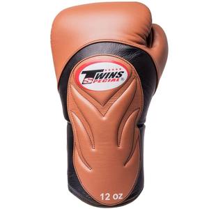 Gants de sparring Twins Deluxe marron, en cuir véritable, pour entraînement professionnel et compétition, MMA, Muay Thai, Kick Boxing, avec poignées pour les mains - Product Image 2