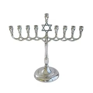 Menorah classique en métal à 9 bras, élégant chandelier, centre de table, décoration intérieure - Product Image 1