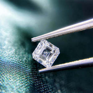 เพชรทรง Asscher ขนาด 5.00-5.10 มม. สี D ความสะอาด VVS2/VS1 ได้รับการรับรองจาก IGI รหัส RI-409 สำหรับทำตัวอย่างเครื่องประดับ/งานฝีมือจากกูจารัต - Product Image 6