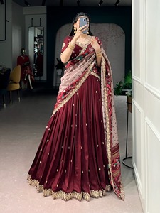 Indian Traditional Elegant Stunning Look Lehenga Choli for Wedding Outfit and <b>Festive</b> Function for Women Fancy Trendy Wear - Product Image 5