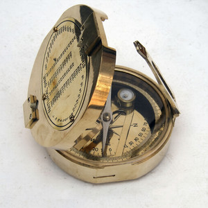 Boussole en laiton de haute qualité, finition antique, cadeaux publicitaires, boussole d'extérieur, vente en gros directe d'usine - Product Image 1