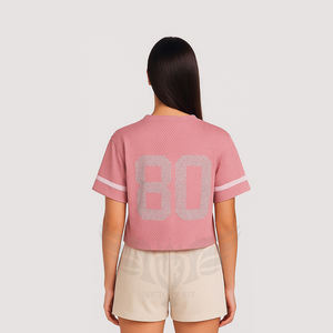 Maillot de football court personnalisé pour femme avec strass, numéro scintillant, en maille rose, style crop top sportif - Product Image 4