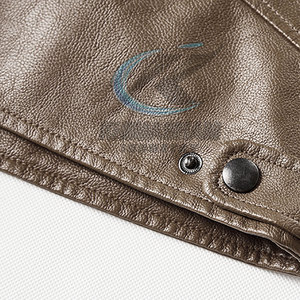 Veste en cuir véritable pour homme automne-hiver - Haute qualité, écologique et respirante avec logo frontal - Product Image 5