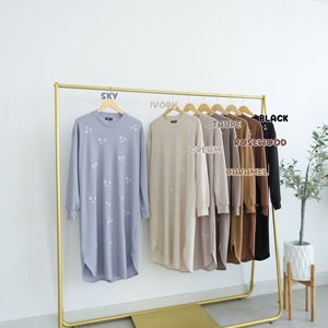 เสื้อถักลายวาฟเฟิลสำหรับผู้หญิง โดย ByMeldev Daissy - Product Image 2