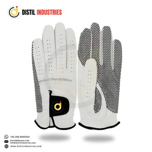 Premium Men's All Weather Sheepskin Leather Golf Gloves for Right Handed Golfers Available in Various Sizes - Product Image 5