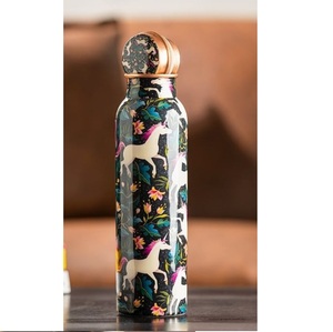 Nouvelle bouteille en cuivre de couleur bleue avec autocollant en émail au design classique, design luxueux, décoration de table, meilleure bouteille en cuivre à vendre - Product Image 2