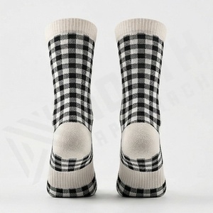 Women <b>Tight</b> Compression Polyester Nylon Running Socks Athletic Sports Support Breathable Moisture Wicking Pro Customized Color - Product Image 2