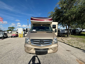 D-y-n-a-m-a-x I-s-a-t-a 3 24F-W Usado del 2019 - Product Image 4