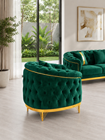 Ensemble de canapés Chesterfield vert émeraude de luxe, design capitonné, finition dorée, mobilier contemporain pour salon, villa, bureau, hall d'entrée