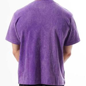 Camiseta de algodón 100% de corte holgado, color liso, cuello redondo, manga corta, estilo urbano y moderno, esencial para la moda masculina, con efecto lavado ácido. - Product Image 4