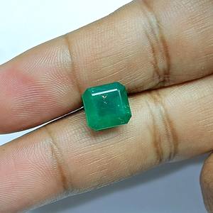 มรกตสีเขียวทรงแปดเหลี่ยม 4.75 กะรัต จากแซมเบีย พลอยหลวม ETiS-310 - Product Image 1