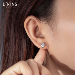 โรงงานเครื่องประดับดีวินส์ ราคาโรงงาน เพชรเต็มเม็ด 789456 พร้อมใบรับรอง ต่างหูเพชรทรงกลมเจียระไนแบบบริลเลียนท์ แฟนซีไลท์ สตั๊ด 18K สั่งทำพิเศษ 1 กะรัต - Product Image 3