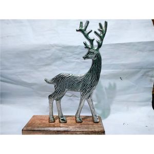 Sculpture de renne en aluminium argenté artisanale en gros avec base en bois, figurine animale moderne pour la décoration intérieure et la table de luxe - Product Image 1