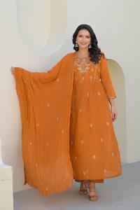 Traje de Algodón Rojo para Mujer, Bordado, de Secado Rápido, Largo hasta la Rodilla, Corte en A, con Dupatta, Ajuste Regular, Estilo Tradicional, para Diwali, Primavera y Otoño - Product Image 3