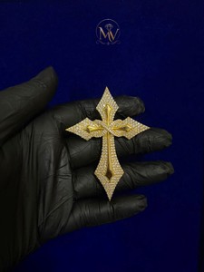 Pendentifs Croix Gothique Glacée en Moissanite VVS1, entièrement pavés de diamants, plaqué or 14K, certifié GRA, collier Hip Hop de luxe chrétien - Product Image 5