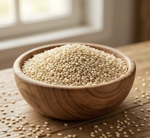 Graines de sésame naturelles non décortiquées, qualité export |   Graines de sésame de qualité alimentaire pour la torréfaction, en vrac, provenant du Gujarat, Inde - Product Image 1