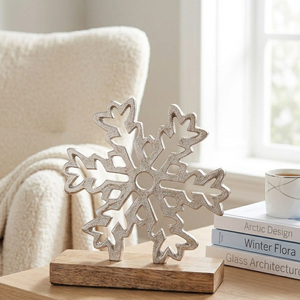 Décoration de table en forme de flocon de neige en métal - Décoration artisanale de Noël pour la maison - Product Image 2