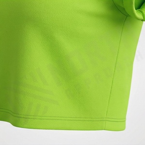 เสื้อครอปท็อปผู้หญิง สไตล์สตรีทแวร์ แห้งเร็ว พิมพ์โลโก้ได้ตามต้องการ เสื้อสีพื้น ผ้าฝ้าย 100% เสื้อยืดแฟชั่น - Product Image 5