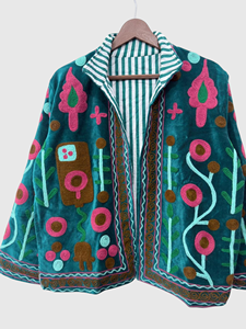 Veste en velours brodée à la main avec des motifs floraux, manches longues, col rabattu, style chic prairie pour adultes, tenue d'automne - Product Image 5