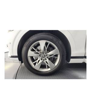 Genesis GV70 2.5T 2024/5, Gasolina, Tracción en las Cuatro Ruedas, 23,651 km, Volante a la Izquierda, Caja de Cambios Automática, Asientos de Cuero, Cámara Trasera - Product Image 5