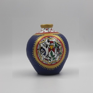 Pot de fleurs en terre cuite premium pour la décoration de la maison et du jardin, écologique, fait main, en vente à prix réduit - Product Image 1